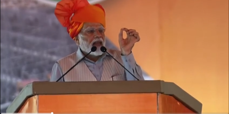 पीएम मोदी ने बीकानेर में 24,300 करोड़ रुपये से अधिक की विकास परियोजनाओं का किया शिलान्यास और लोकार्पण