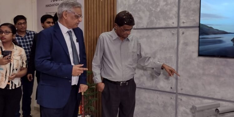 जापान के अग्रणी प्री-इंजीनियर्ड विंडो ब्रांड टोस्टेम ने कोलकाता में खोला अपना स्टूडियो