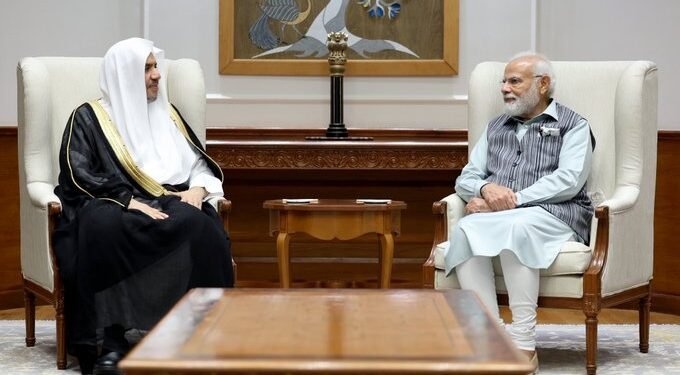 प्रधानमंत्री मोदी ने मुस्लिम वर्ल्ड लीग के महासचिव से की बातचीत