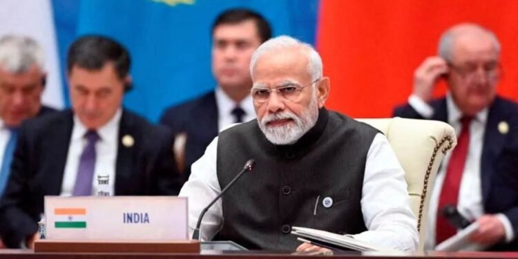मानव-केंद्रित वैश्वीकरण: हमें जी20 को दुनिया के अंतिम छोर तक ले जाना है, किसी को भी पीछे नहीं छोड़ना है : पीएम मोदी