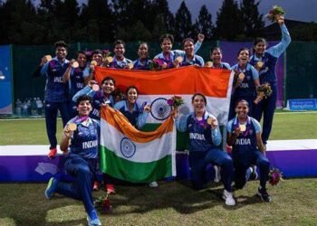 हमारी बेटियां अपनी प्रतिभा, दृढता और टीम भावना के बल पर खेल के मैदान में भी तिरंगे को ऊंचा रख रही हैं, “आपकी शानदार जीत के लिए बधाई : प्रधानमंत्री