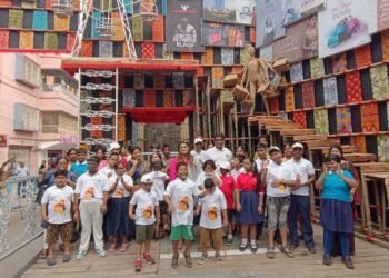 DURGA PUJA PARIKRAMA : दिसान हॉस्पिटल ने मनोविकास केंद्र के बच्चों के लिए एक यादगार दुर्गा पूजा परिक्रमा का किया आयोजन