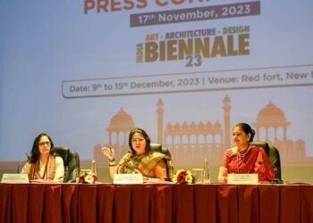 संस्कृति मंत्रालय कला और कलाकार बिरादरी को बढ़ावा देने के लिए एक वैश्विक मंच प्रदान करने हेतु लाल किले में “भारत कला, वास्तुकला और डिजाइन बीएनेल” का आयोजन करेगा