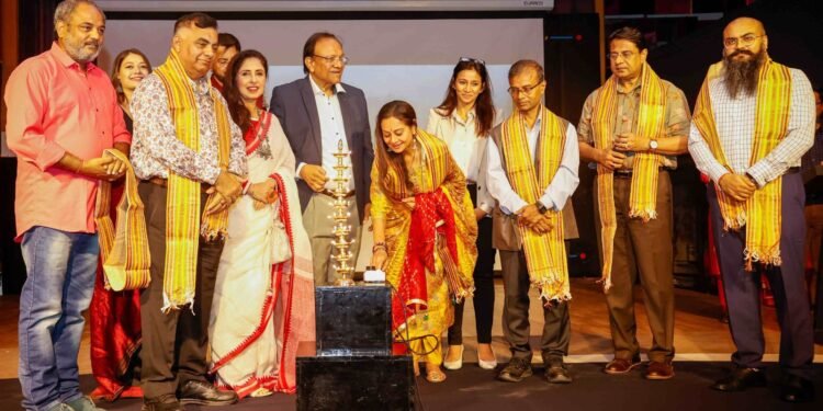 iLEAD ने मुर्शिदाबाद में विरासत पर्यटन को बढ़ावा देने के लिए जरीना वहाब, चिरंजीत चक्रवर्ती, चैती घोषाल के साथ एक स्टार-स्टडेड संगीत कार्यक्रम का आयोजन किया