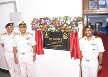 नौसेना प्रमुख ने आईएनएस शिवाजी में क्रांतिकारी स्वच्छ एवं हरित CO2-आधारित एयर कंडीशनिंग संयंत्र का किया उद्घाटन
