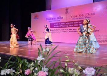 “दिव्य कला शक्ति” सांस्कृतिक कार्यक्रम दिव्यांगजनों की असाधारण प्रतिभाओं का करता है प्रदर्शन