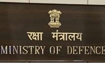 रक्षा मंत्रालय ने सैन्य उपकरणों की खरीद के लिए 802 करोड़ रुपये के अनुबंध-पत्र पर किए हस्ताक्षर