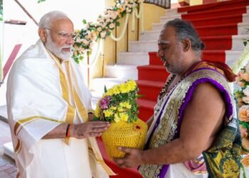 पीएम ने धनुषकोडी स्थित कोठंडारामस्वामी मंदिर में की पूजा-अर्चना