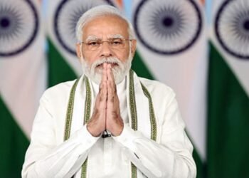 प्रधानमंत्री ने पूर्व प्रधानमंत्री श्री मोरारजीभाई देसाई को उनकी जयंती पर श्रद्धांजलि अर्पित की