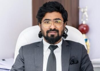 इन्फ्रास्ट्रक्चर, रेलवे और नवीकरणीय ऊर्जा क्षेत्रों में निवेश हमारे उद्योग के लिए एक स्वागत योग्य दृश्य है : आदित्य विक्रम बिड़ला