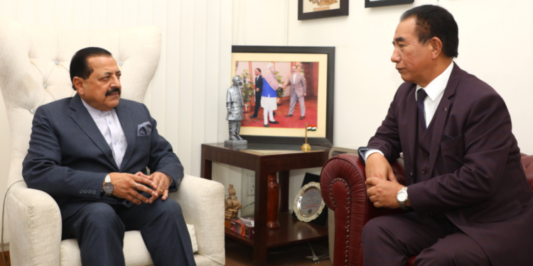 मिजोरम सीएम ने केंद्रीय मंत्री से राज्य में सिविल सेवकों और अधिकारियों की नियुक्ति सहित राज्य से संबंधित कई मुद्दों पर की चर्चा