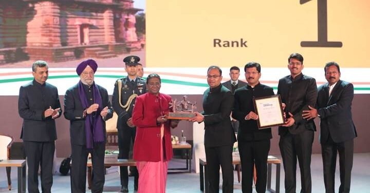 ‘1 लाख से कम आबादी’ वाले शहरों में मिला ‘सबसे स्वच्छ शहर’ का पुरस्कार