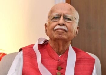 हम सार्वजनिक सेवा और राष्ट्र निर्माण के प्रति उनके अटूट समर्पण का सम्मान करते हैं : उपराष्ट्रपति