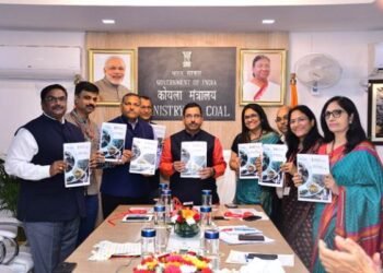 केंद्रीय मंत्री प्रल्हाद जोशी ने ‘पीएम गति शक्ति- कोयला क्षेत्र में राष्ट्रीय मास्टर प्लान’ किया जारी