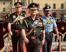 चीफ ऑफ डिफेंस स्टाफ जनरल अनिल चौहान ने फ्रांस की अपनी आधिकारिक यात्रा की पूरी