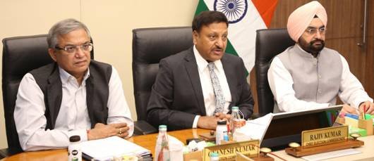 रॉयल ऑस्ट्रेलियाई नौसेना के प्रमुख वाइस एडमिरल मार्क हैमंड की भारत यात्रा पर पहुंचे