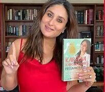 MP HIGH COURT ने KAREENA KAPOOR KHAN को भेजा नोटिस