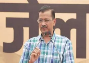 AAP नेताओं का BJP HEAD QUARTER पर प्रदर्शन