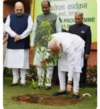 PM MODI ने की ‘एक पेड़ माँ के नाम’ अभियान की शुरुआत