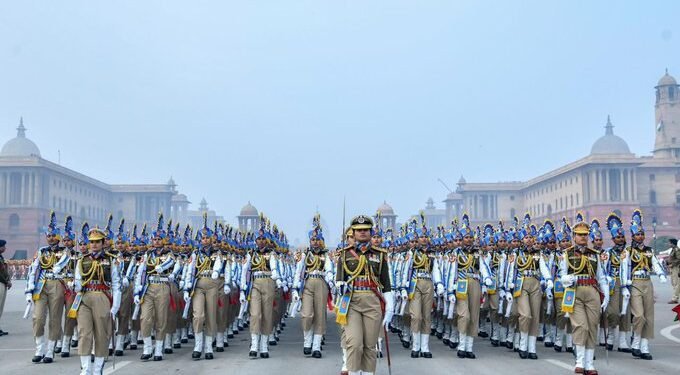 प्रधानमंत्री ने केंद्रीय रिजर्व पुलिस बल कर्मियों को स्थापना दिवस पर दीं शुभकामनाएं