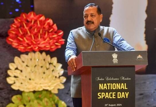 आज से पंद्रह साल बाद कोई भारतीय चंद्रमा की सतह पर उतरेगा : केंद्रीय मंत्री डॉ. जितेंद्र सिंह