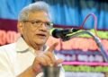सीपीआई(एम) नेता सीताराम येचुरी निमोनिया के कारण एम्स में भर्ती, हालत स्थिर