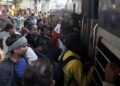 Reservation Coaches में Waiting List वाले टिकटों की सुविधा की जाएगी बंद : रेल मंत्री