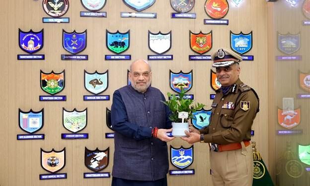 नक्सलवाद से निपटने, पूर्वोत्तर राज्यों और जम्मू एवं कश्मीर में शांति और स्थिरता बहाल करने में CRPF ने किया सराहनीय कार्य : अमित शाह