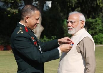 Armed Forces Flag Day हमारे साहसी सैनिकों की वीरता, दृढ़ संकल्प और बलिदान को सलाम करने के बारे में है : PM MODI