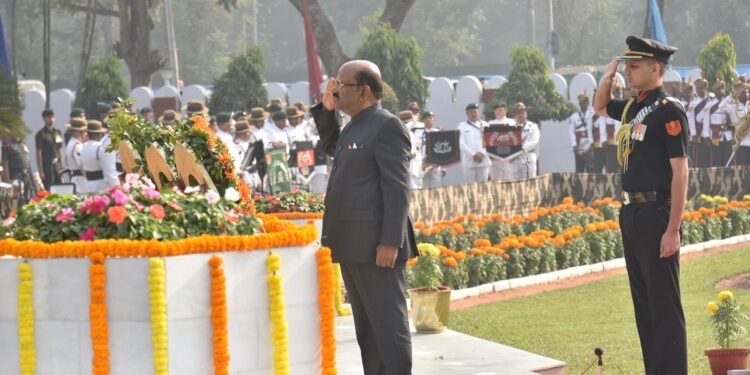 भारत जानता है कि “एक साथ कैसे आना है, कैसे सोचना है और कैसे मिलकर काम करना है : राज्यपाल