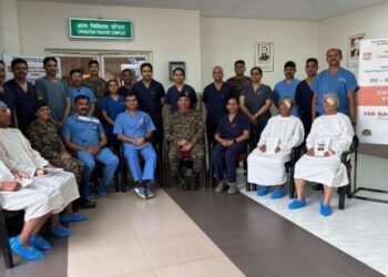 राज्यपाल बोस की अपील, रक्षा मंत्री ने बागडोगरा में एक लाख लोगों के लिए चिकित्सा शिविर लगाने का दिया आदेश