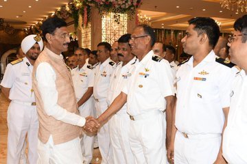 रक्षा राज्य मंत्री संजय सेठ ने भारतीय तटरक्षक क्षेत्रीय मुख्यालय,कोलकाता का किया दौरा