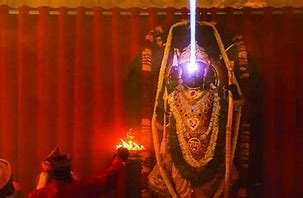 अभिजीत मुहूर्त पर श्री रामलला के ललाट पर हुआ सूर्य तिलक