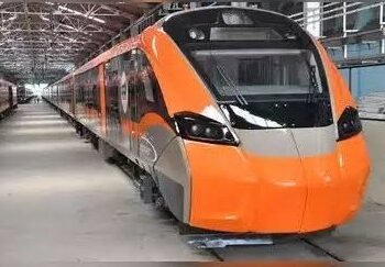 टीटागढ़ रेल सिस्टम्स लिमिटेड और भारत हेवी इलेक्ट्रिकल्स लिमिटेड ने वंदे भारत स्लीपर ट्रेन उत्पादन लाइन का किया उद्घाटन
