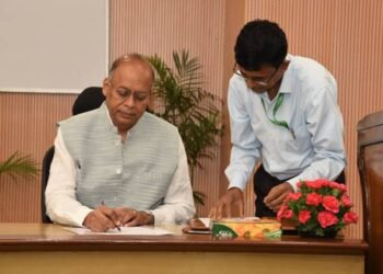 डॉ. अजय कुमार ने संघ लोक सेवा आयोग के अध्यक्ष का संभाला पदभार