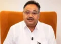 हम निवेशकों के लिए एक नयी डेटा नीति लाएंगे, पीएम राज्य के लिए “कुछ असाधारण” करना चाहते हैं : समिक भट्टाचार्य
