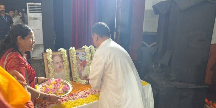 श्यामा प्रसाद मुखर्जी के सम्‍मान में राज्‍य सरकार बनाएगी 125 फुट ऊंची प्रतिमा, स्मारक और पुस्तकालय : सीएम शुभेंदु