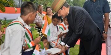 माननीय राज्यपाल ने 80वें स्वतंत्रता दिवस पर लोक भवन में राष्ट्रीय ध्वज फहराया